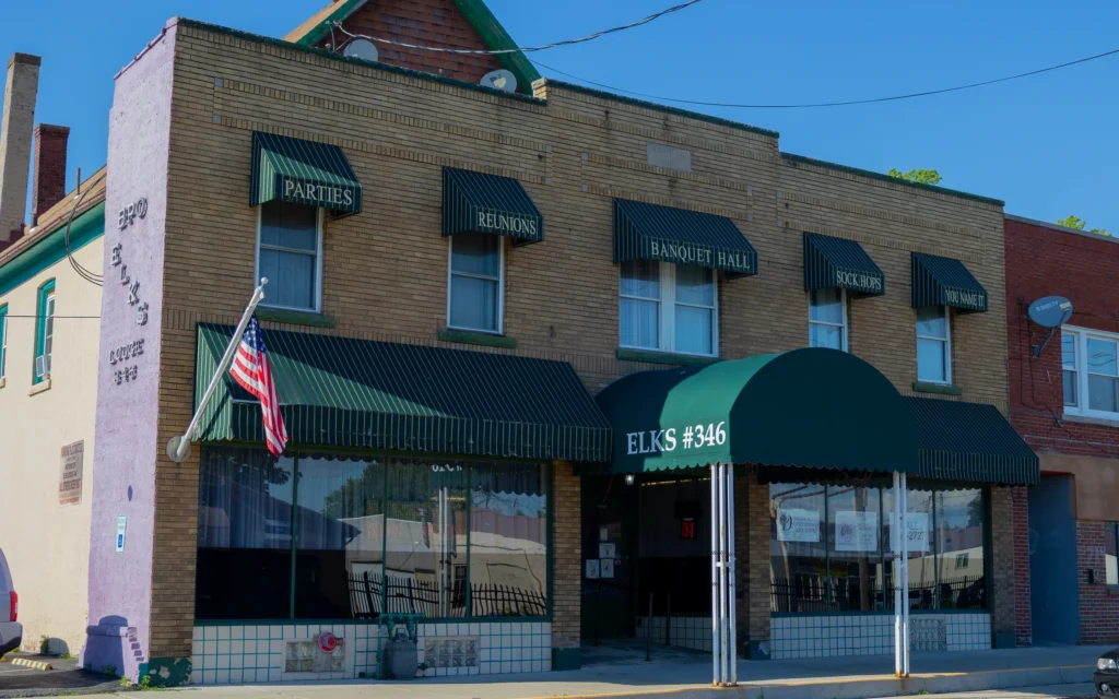Exterior of Niagara Falls Elks Lodge No. 346